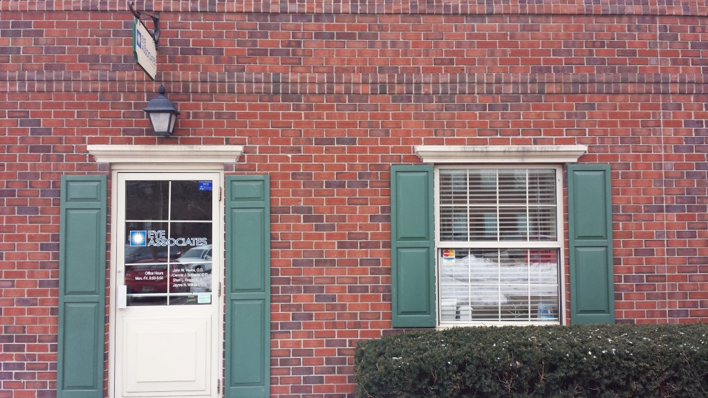 Coralville Office Iowa City IA Eye Associates